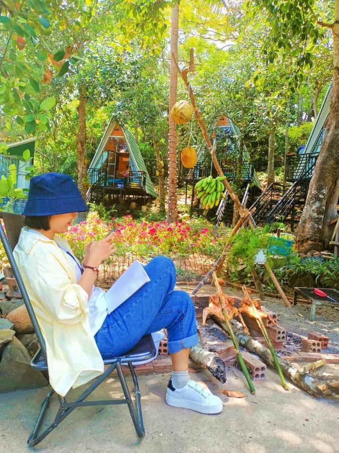 Chi Khu Co Ong Homestay De La Rosa - Con Dao المظهر الخارجي الصورة